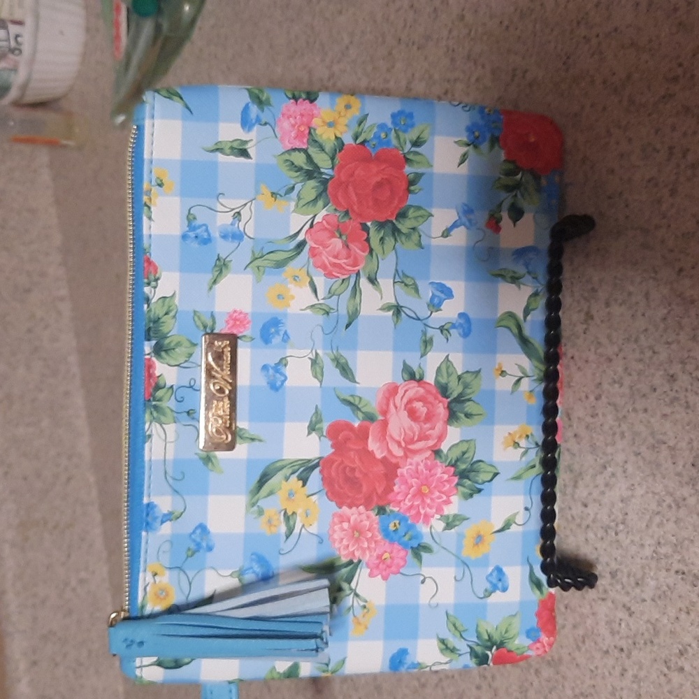 Pioneer Woman Sweet Rose Cosmetic Bag - Picture 3 of 5